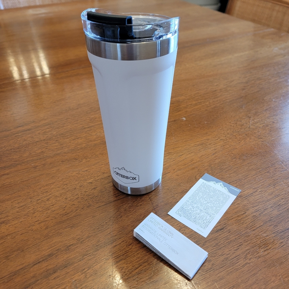 OtterBox 20-ounce Elevation Tumbler, Ice Cap (White) NWOT